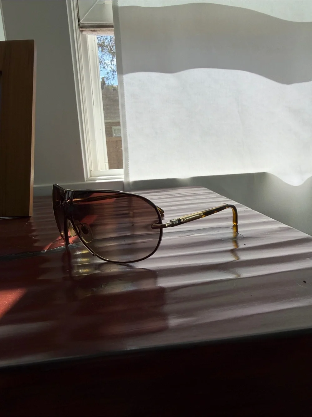 Burberry Brown Gradient Women's Sunglasses with Tortoiseshell Arms
